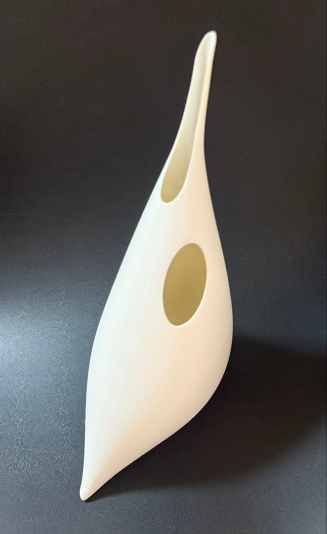 板橋廣美　白磁注器 共箱、共布