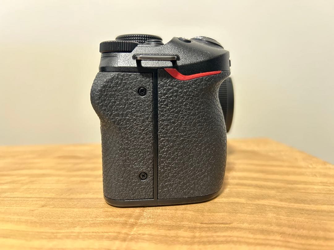 Nikon Z30 定価107,910円