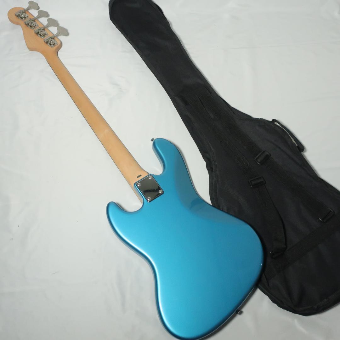 Bacchus BJB-300R エレキベース ブルー ケース付