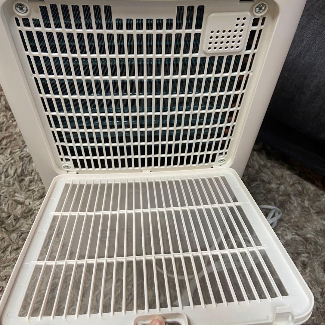 SHARP シャープ⭐️ 除湿機 衣類乾燥 プラズマクラスター CV-J71W