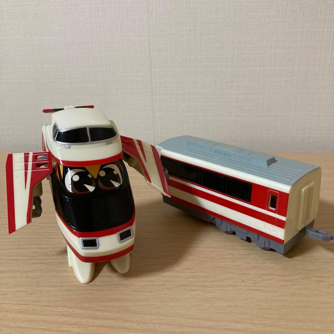 ヒカリアン　小田急ロマンスカー