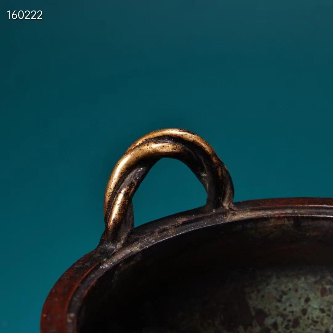 中国古美術・珍蔵・紫銅制・純手作り・鎏金高浮彫香炉・熏香爐・置物・文房具・書道品