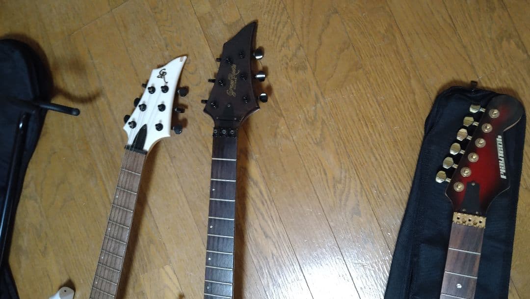 最終値下げ中、今月末迄　ギター3本　セット