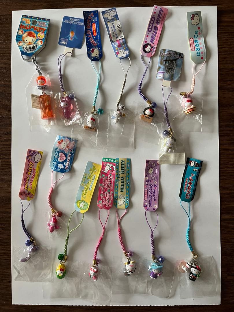 コレクターさん必見‼️ ハローキティ ストラップセット 148個
