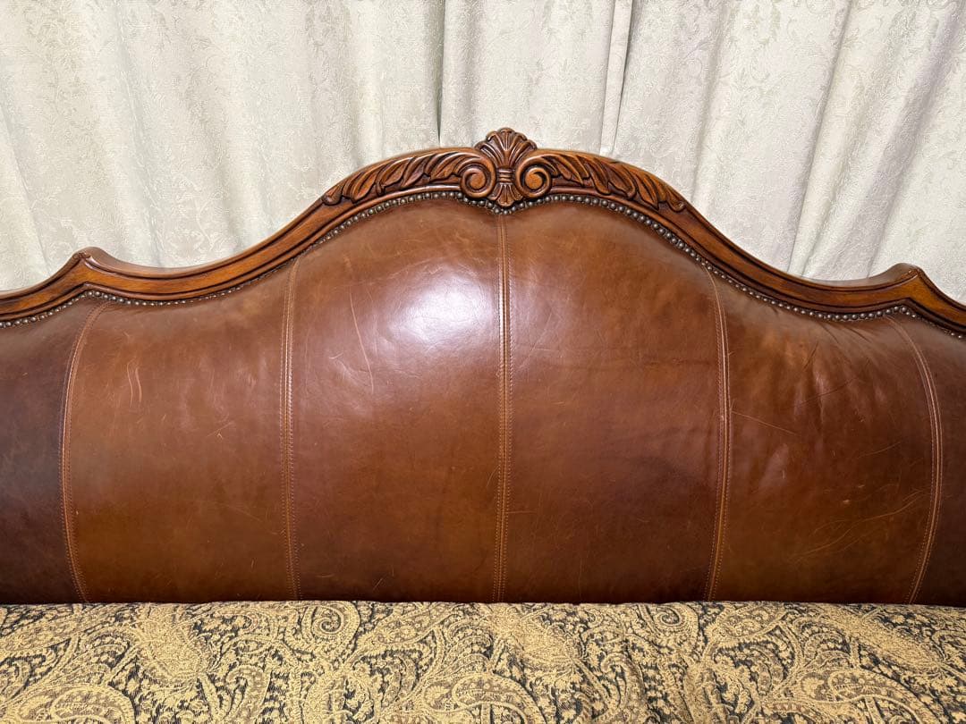 クラシックブラウンレザーソファ3人掛け