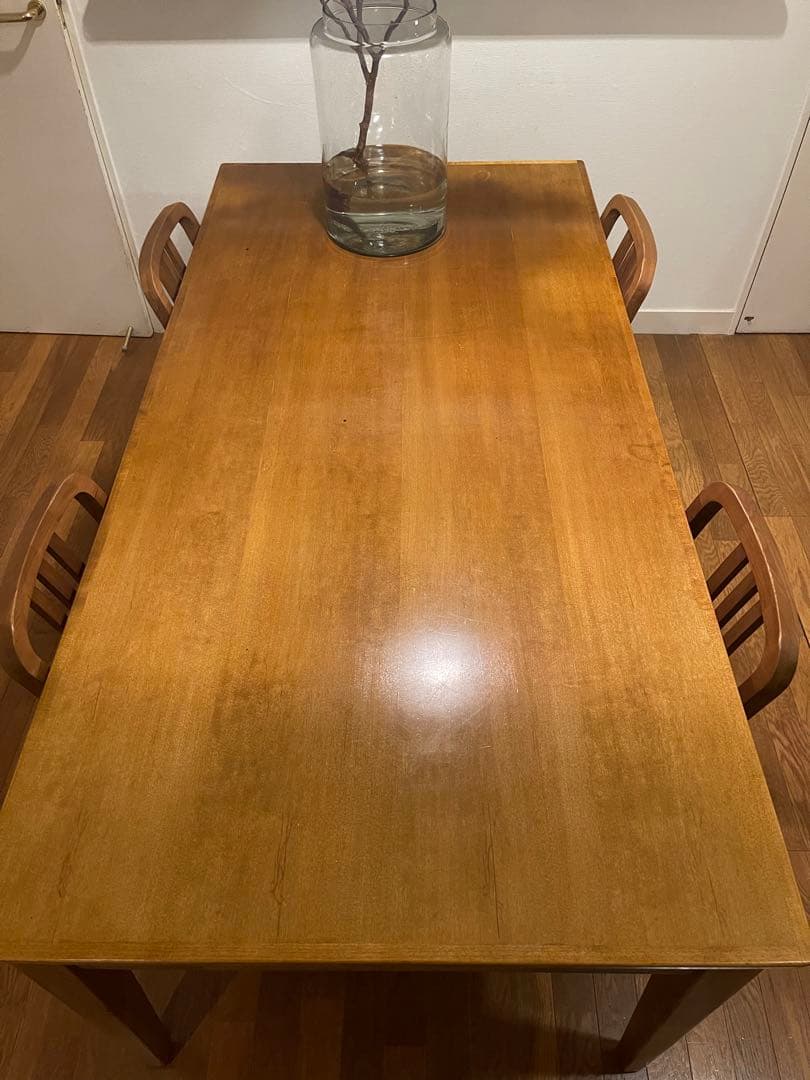 アッキーさま専用　珍しい大きめのダイニングテーブルになります！