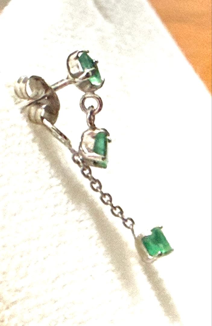 ★エメラルド K14WG スィングキャッチピアス★
