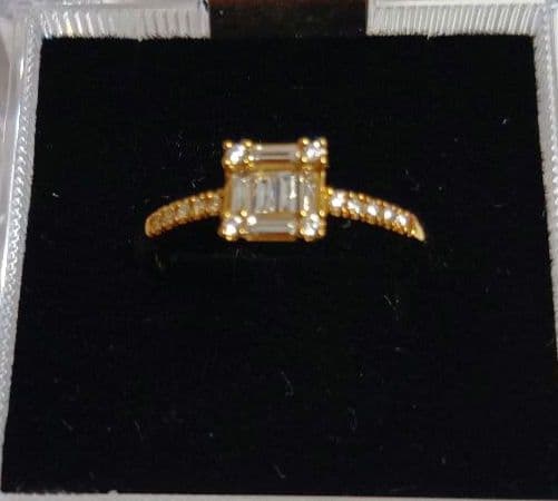 K18YGダイヤモンドリング