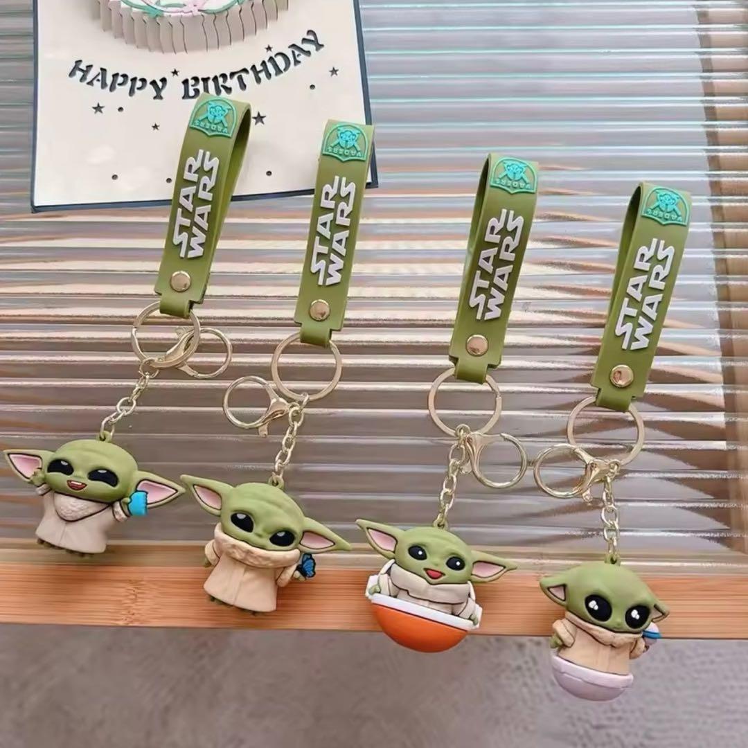 スターウォーズ ベビーヨーダ 真顔＆笑顔ver キーホルダー ２個セット