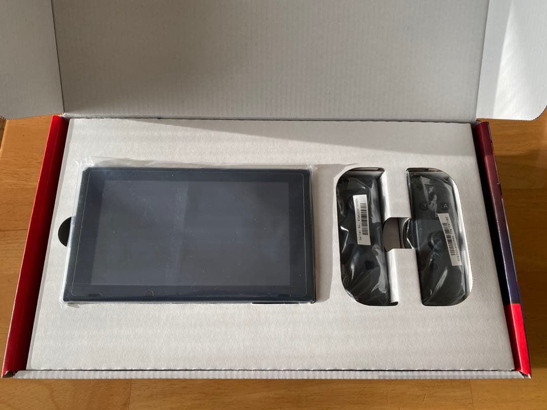 【美品】Nintendo Switch グレー 本体 Joy-Con付き
