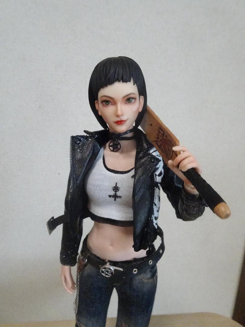 ハンニ 女性 1/6スケール ハンニバルマスクタイプ ホットトイズ