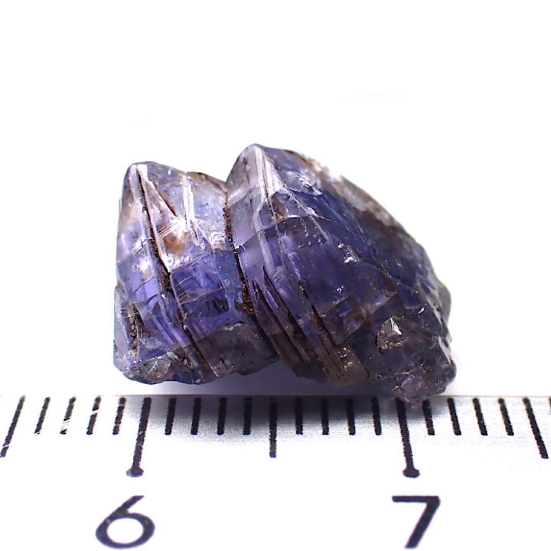 【タンザニア/メレラニ産】タンザナイト(ゾイサイト)