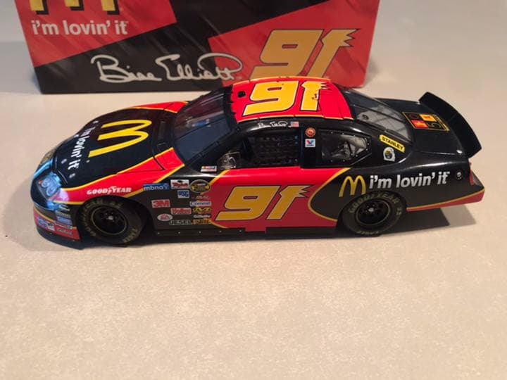 Nascar 1/24 Action ♯ 91 Mcdonald‘s 50th