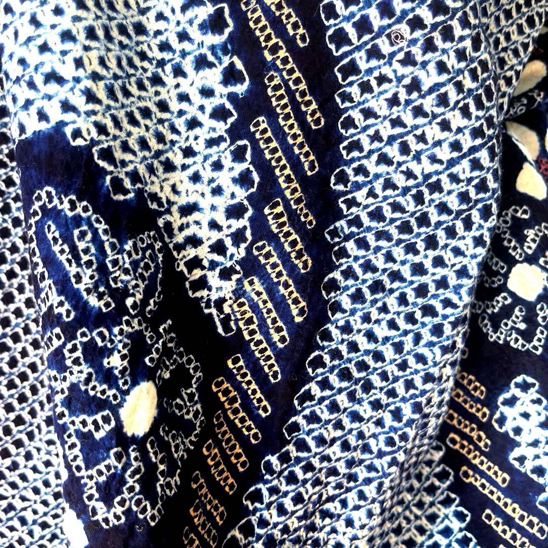 有松鳴海絞り 枝花紋様 よろけ縞 藍色×白×ベージュ Sサイズ 美品