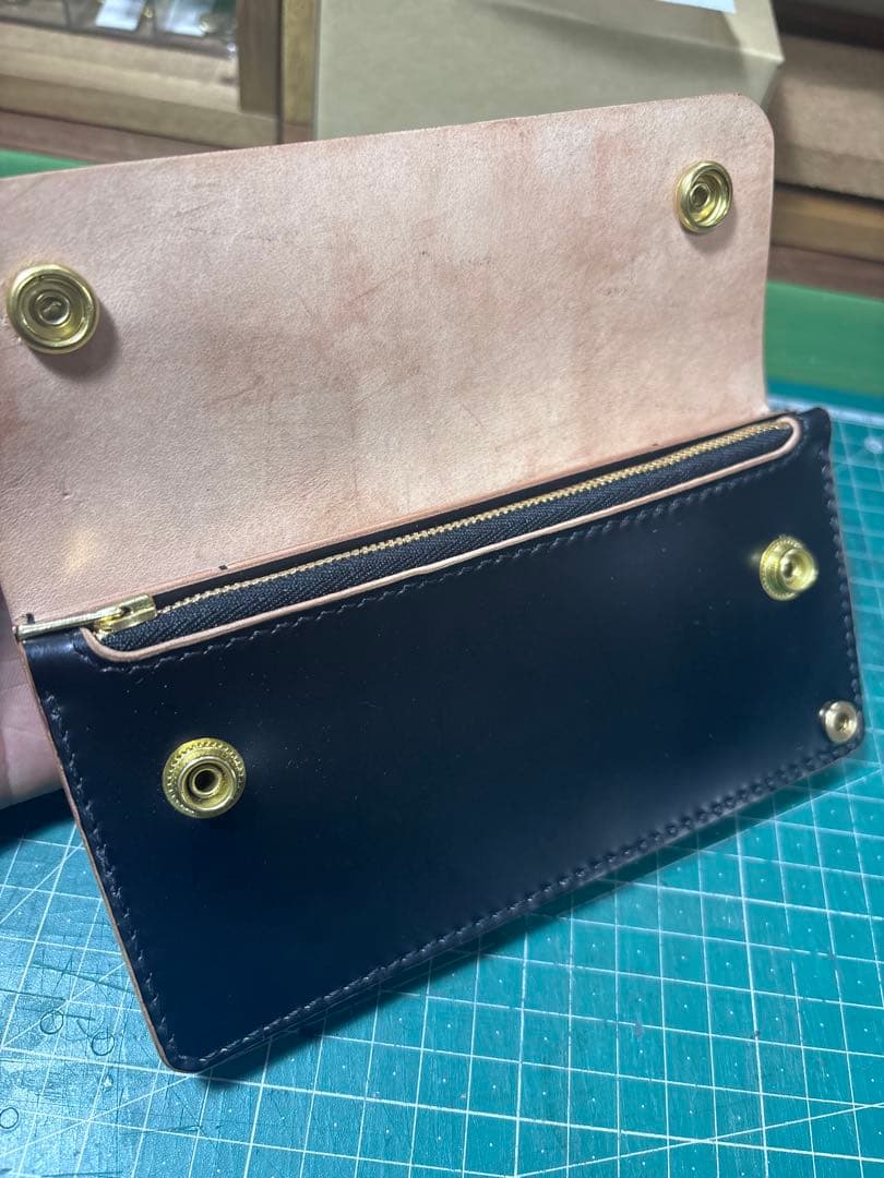 フルコードバン⭐︎トラッカーウォレット⭐︎新喜皮革⭐︎ホーウィン⭐︎長財布⭐︎二つ折り