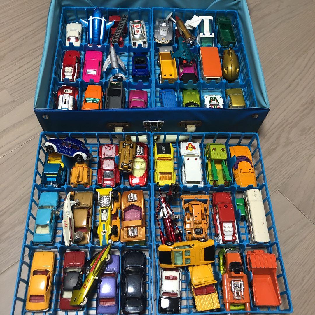トミカ まとめ売り　希少　ミニカー　大量　ケースごと可　コレクション