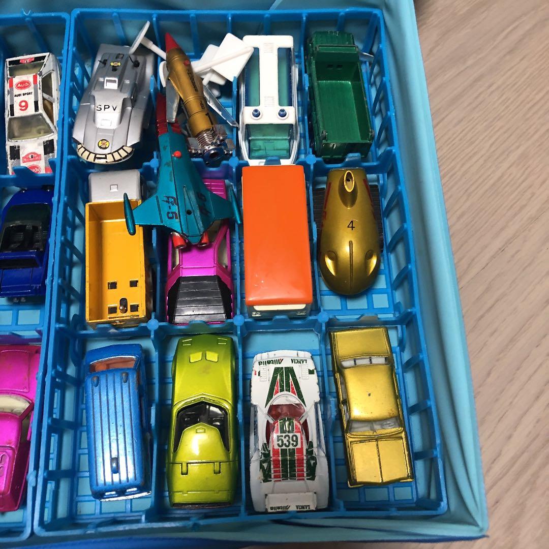 トミカ まとめ売り　希少　ミニカー　大量　ケースごと可　コレクション