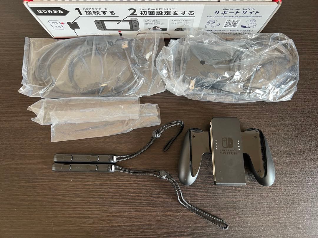 Nintendo Switchグレー本体 【おまけ付】 Proコン ホリパッド等