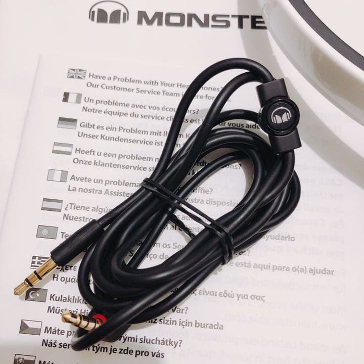 MONSTER モンスターケーブル ヘッドフォン イヤホン 白 ホワイト