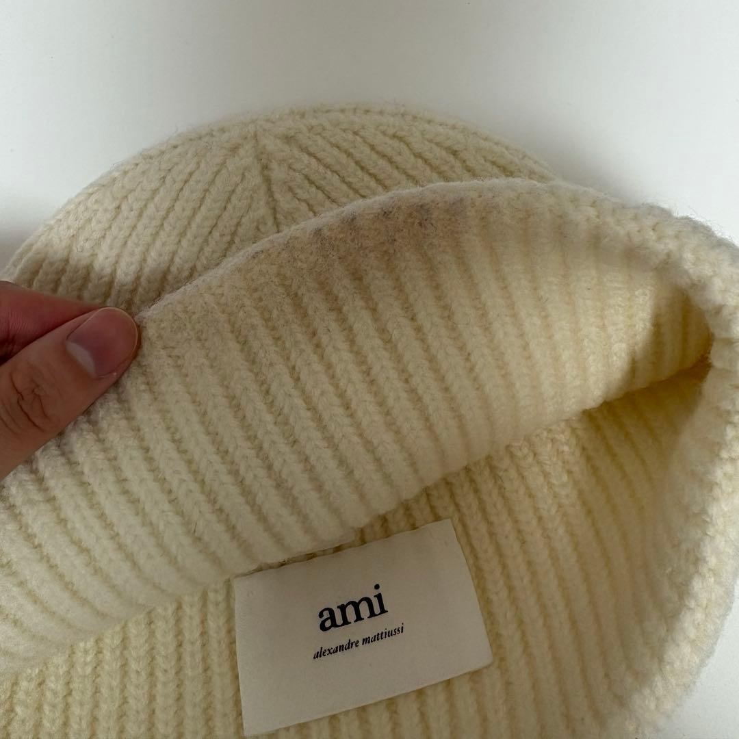 AMI PARISホワイト ニット帽　 m13