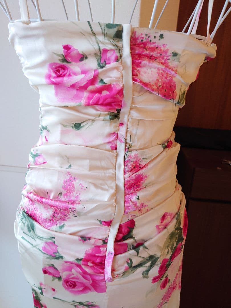 ドルチェ&ガッバーナ花柄ロングドレス