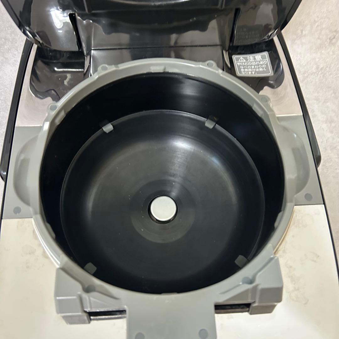 ⭐︎象印 炎舞炊き 圧力IH炊飯機　NW-LA10