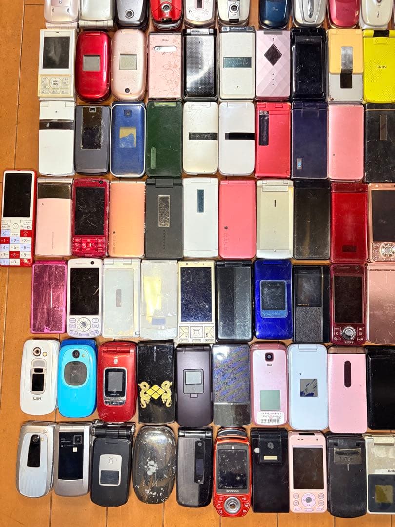 キャリア色々 ガラケー動作未確認ジャンク 100台