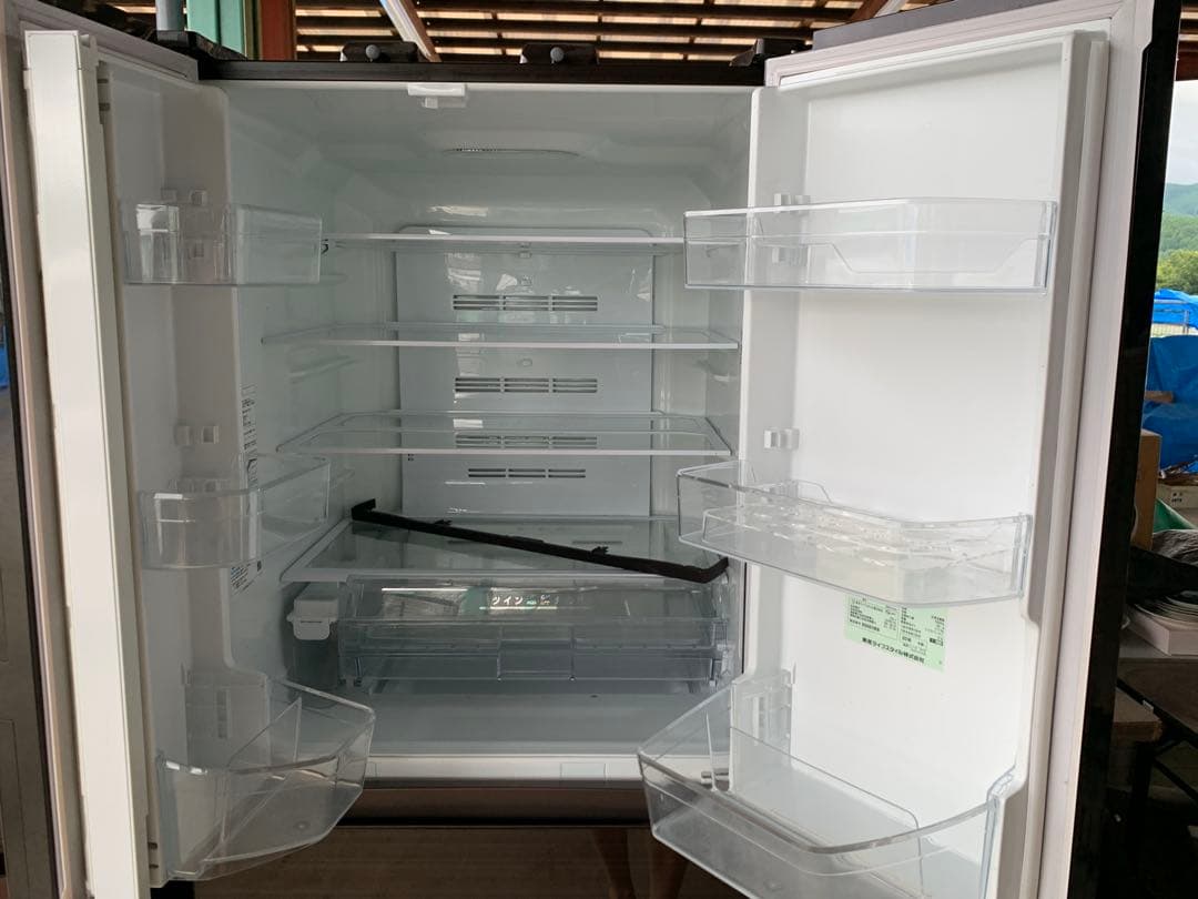 動作品　東芝555L大容量GR-J560FV 6ドア冷蔵庫 2016年