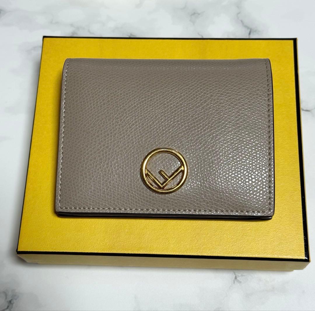 FENDI 二つ折り財布エフイズフェンディ
