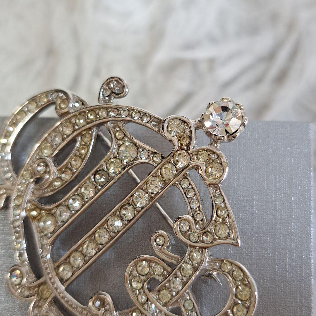 極美品✨クリスチャンディオール エンブレムロゴブローチ ラインストーン ビジュー