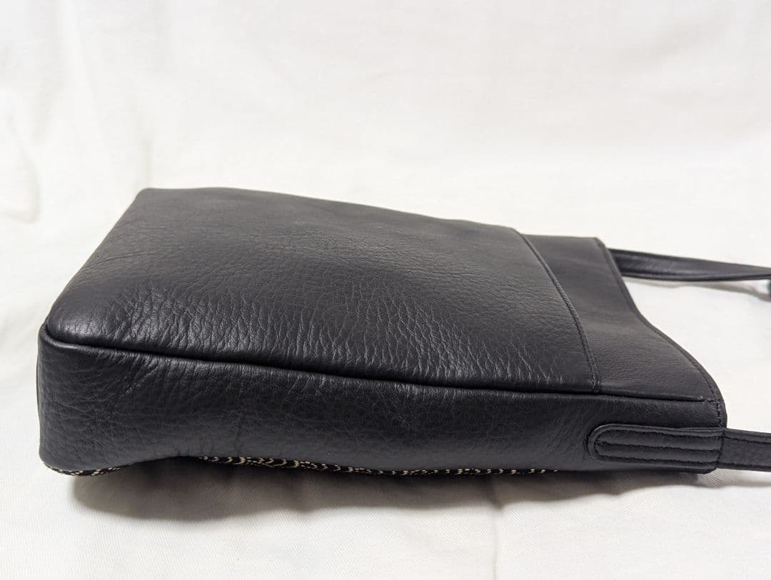 ☆最終価格☆　印伝　ショルダーバッグ