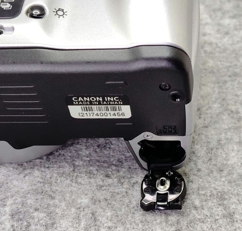 Canon EOS Rebel Ti フィルムカメラ　標準ズームレンズ付