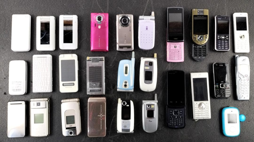 ジャンク品 ガラケー 68台 約7kg セット まとめ