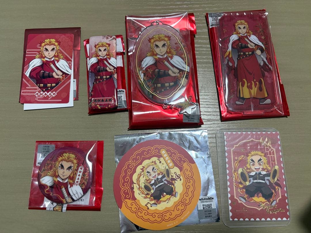 鬼滅の刃 国風服中国限定第2弾アクリルスタンド おまけ付き8点セット 煉獄杏寿郎