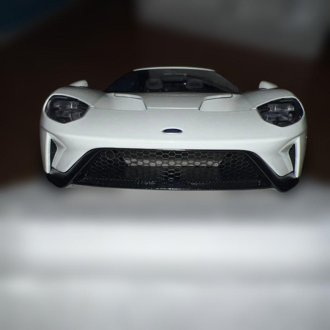 ハッピー様用 AUTOart 1/18 Ford GT ホワイト　オートアート