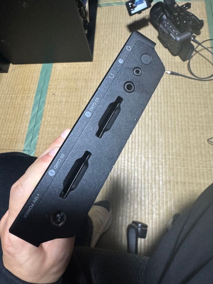 ブラックマジックデザイン　ビデオアシスト4K 7インチ　VIDEO ASSIST