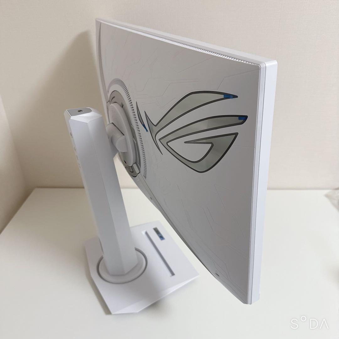 ROG Strix XG27UCG-W 4K 160Hz ホワイト モニター
