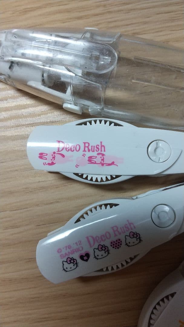 かわいくデコりたい！【デコラッシュ】ハローキティ、うさぎ、ひよこ