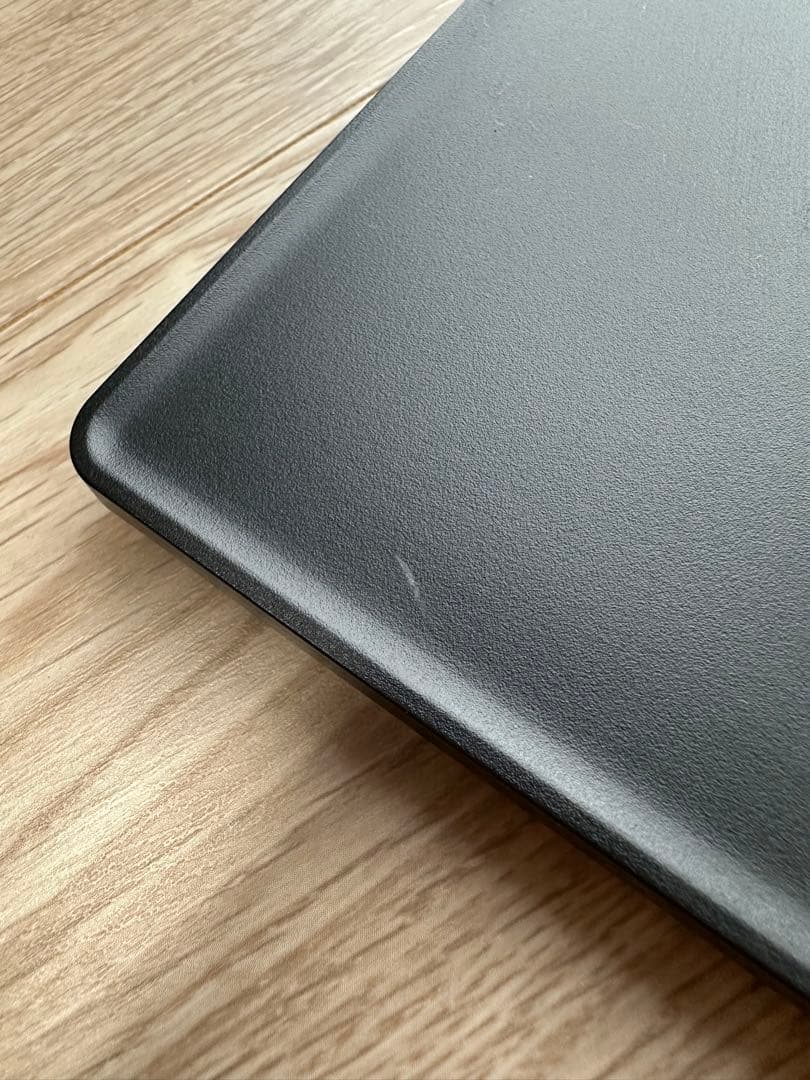 T32p-20 レノボ 4K 32インチモニター　IPS　高さ調整可能