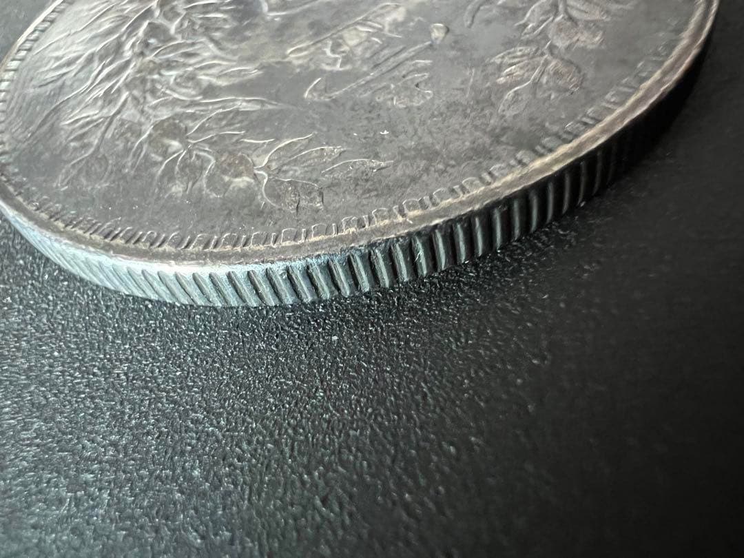 【中国銀貨】中華民国八年1919年　袁世凱　壹圓　銀貨　古銭