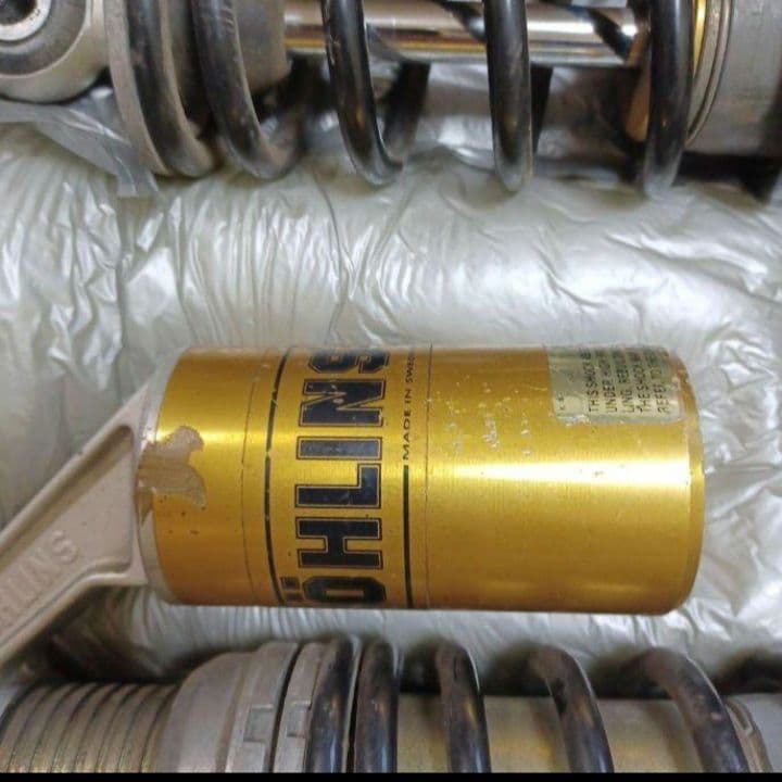 738　オーリンズ　ゼファー750 リアショック　KA2124