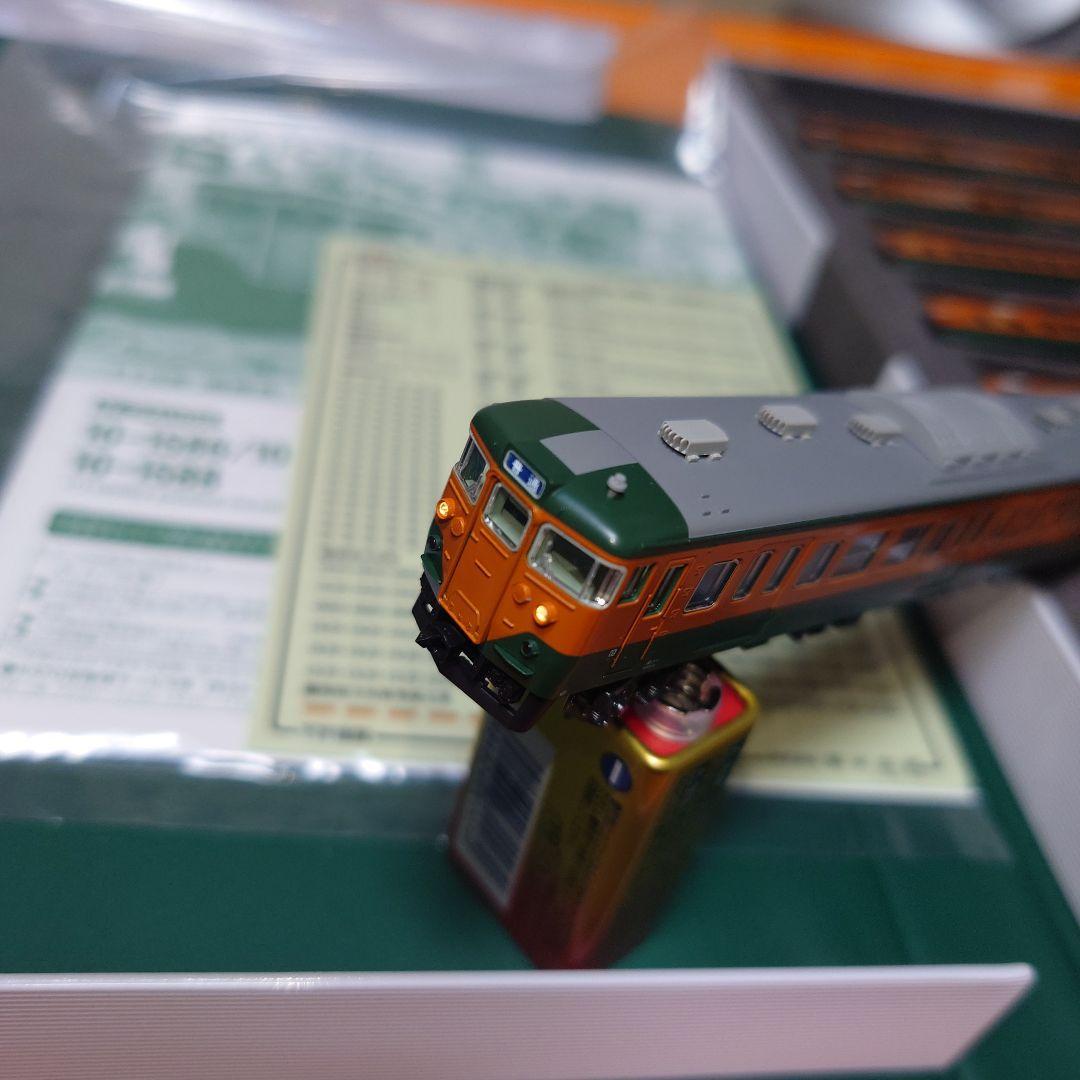 kato10-1586+10-1587 113系湘南色11両