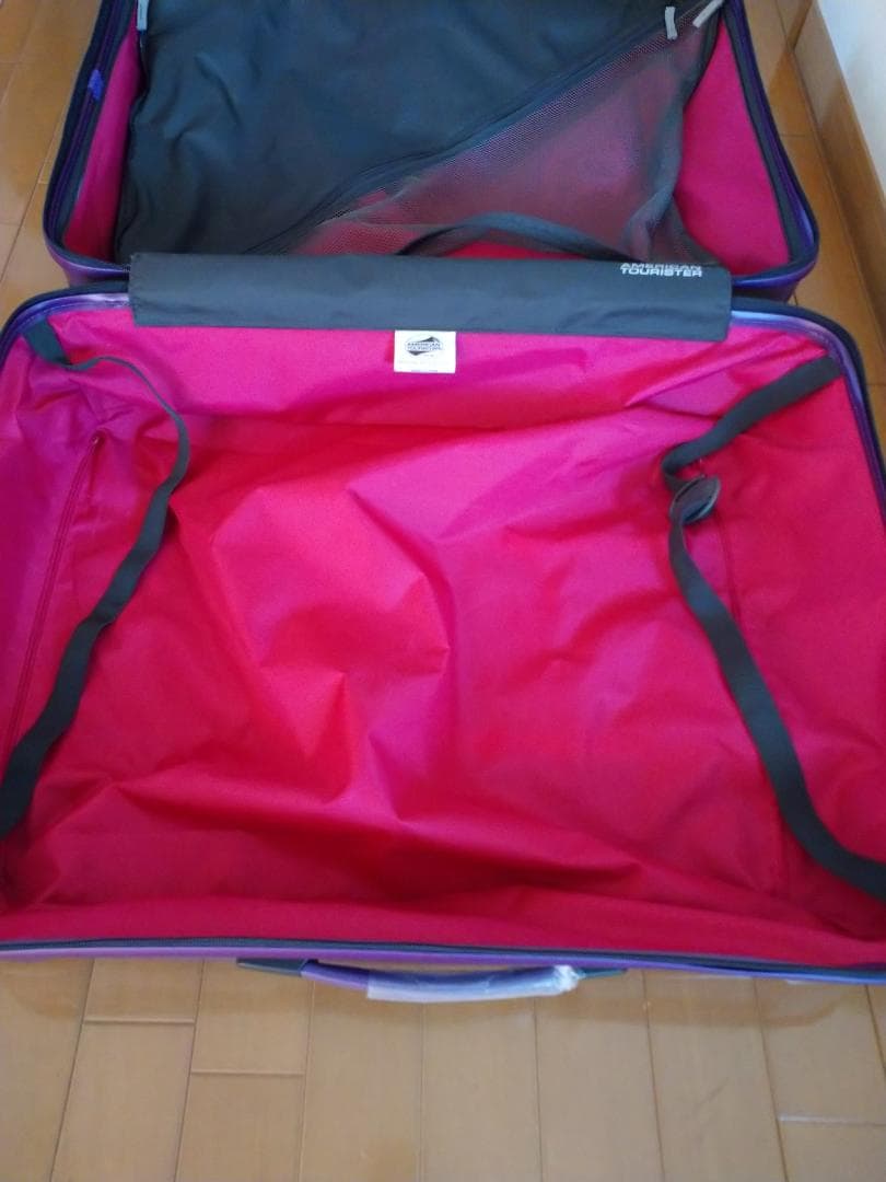 【期間限定値下げ】新品　アメリカンツーリスター　大型スーツケース