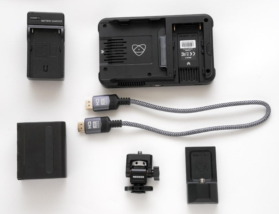 ATOMOS Ninja V 5インチ 2TB SSD付き4K HDRモニター