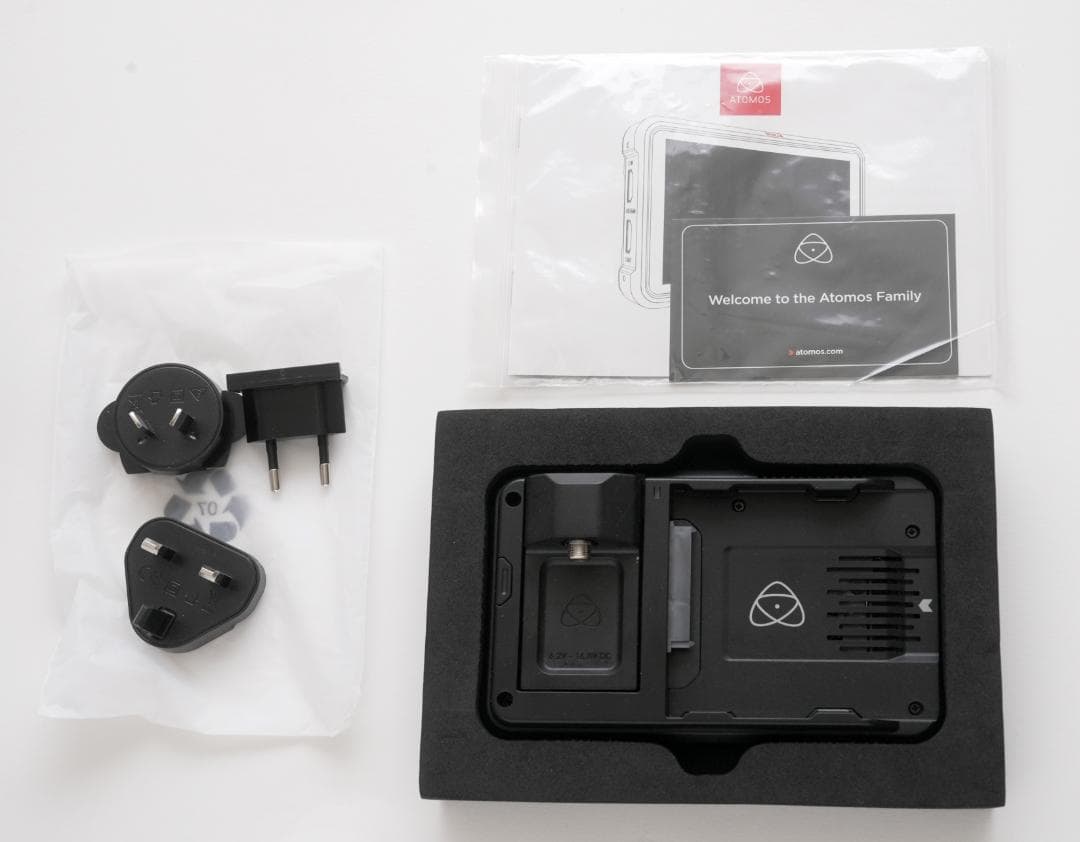 ATOMOS Ninja V 5インチ 2TB SSD付き4K HDRモニター