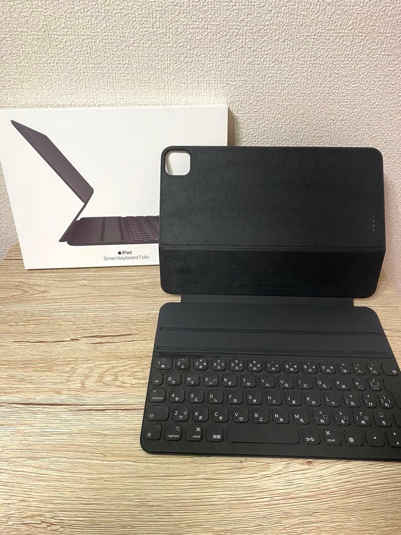 iPad Smart Keyboard Folio スマートキーボード