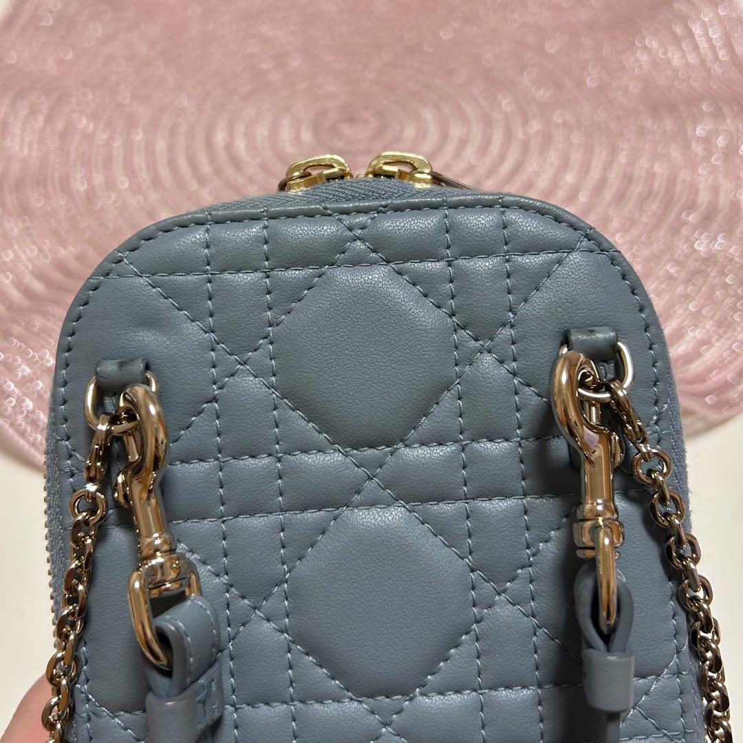 Lady Dior Call'in Dior フォンホルダー ブルーグレー