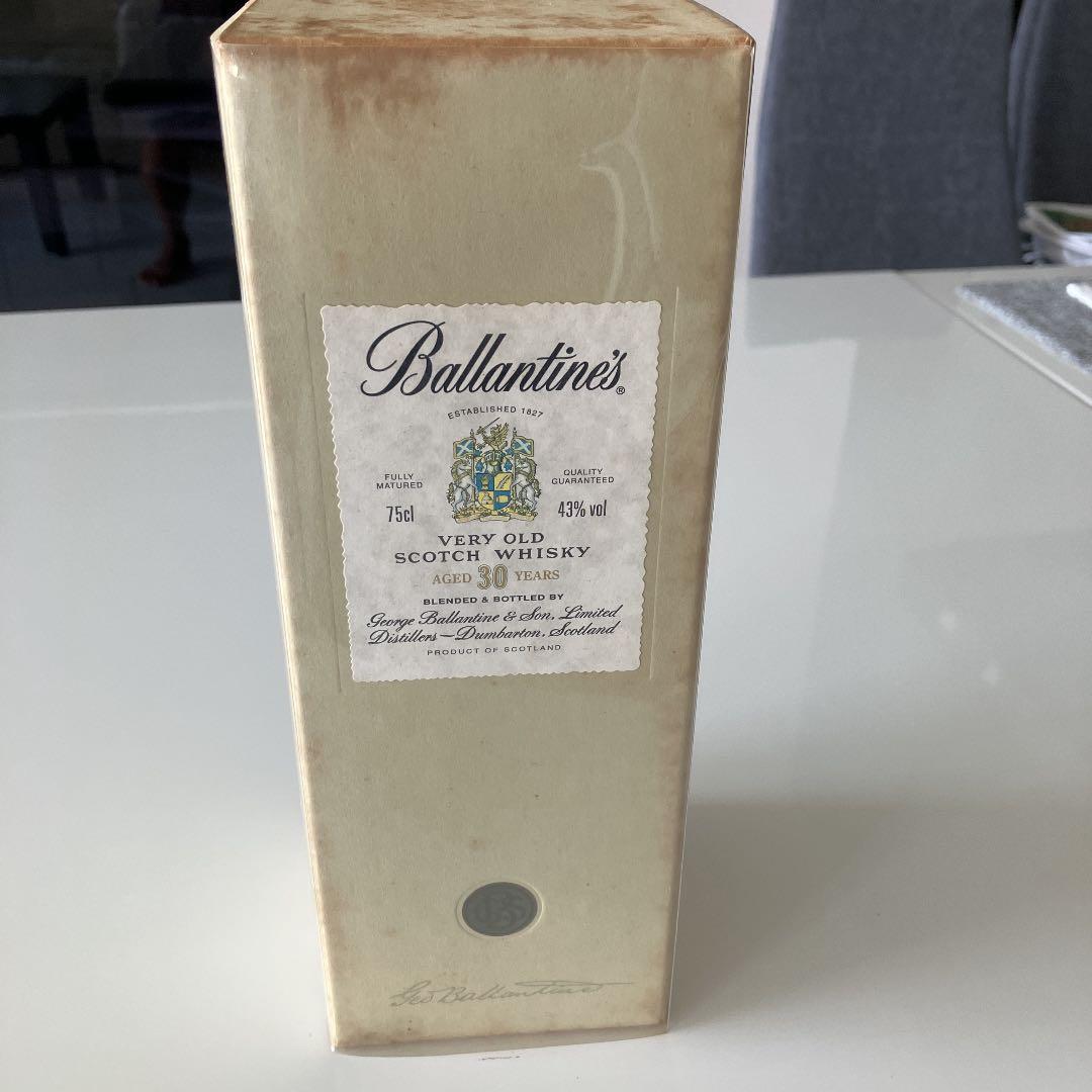 Ballantinesバランタイン　ウイスキー　30年