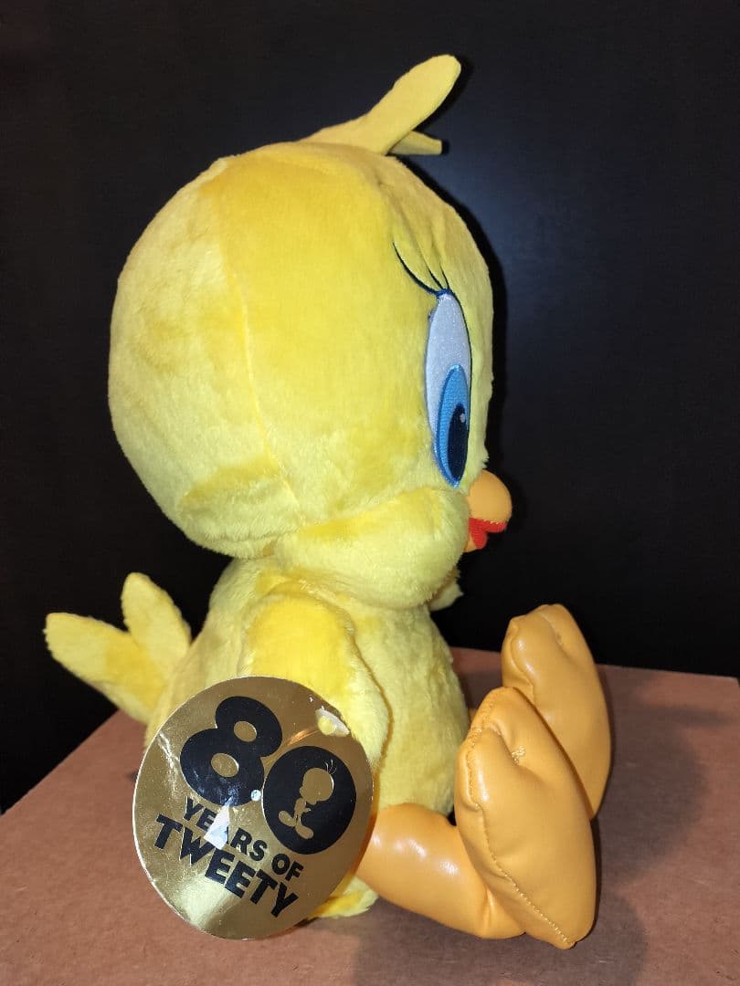 海外限定品トゥイーティー80周年記念トーキングぬいぐるみ