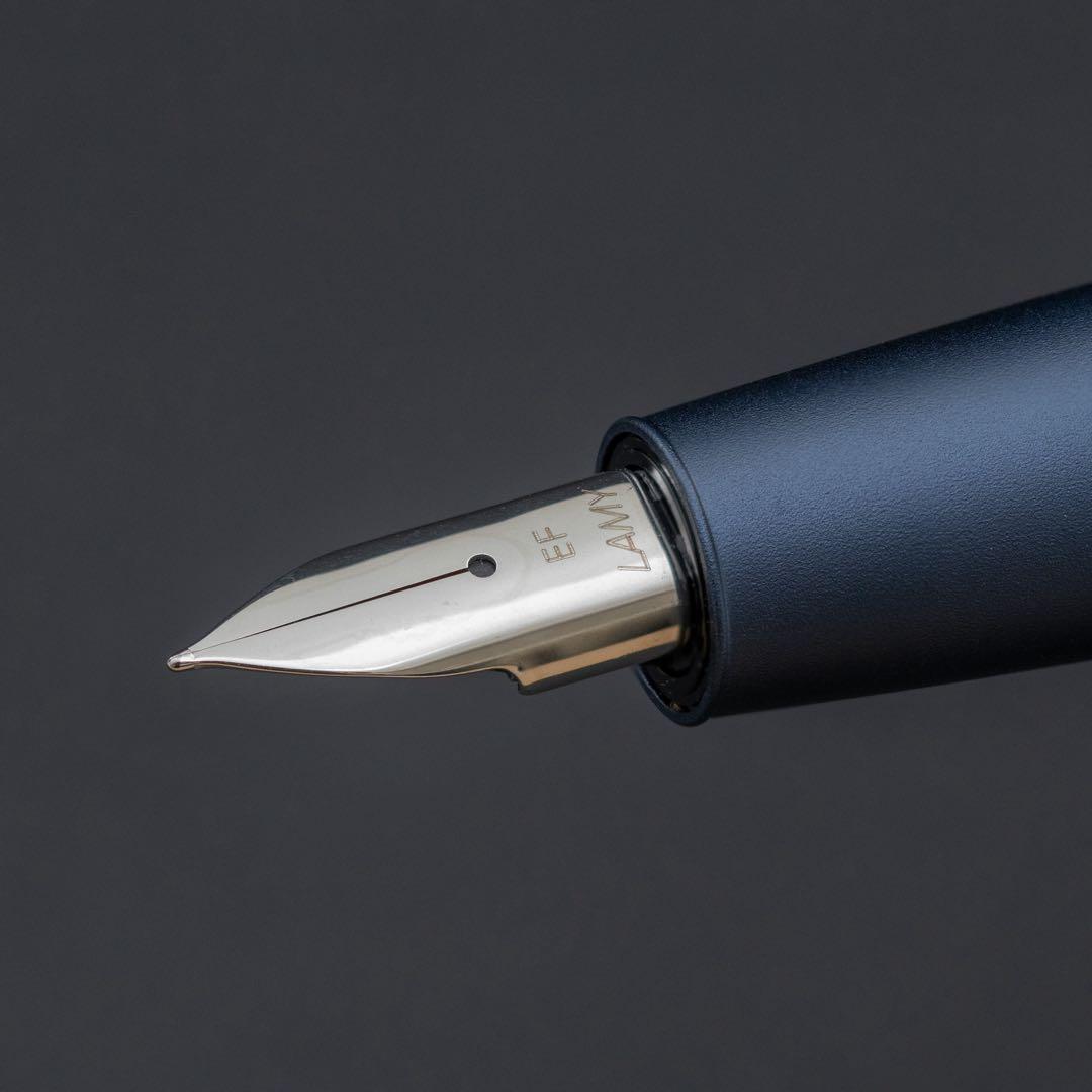 【限定】LAMY アイオン 万年筆 EF ディープダークブルー　ラミー aion